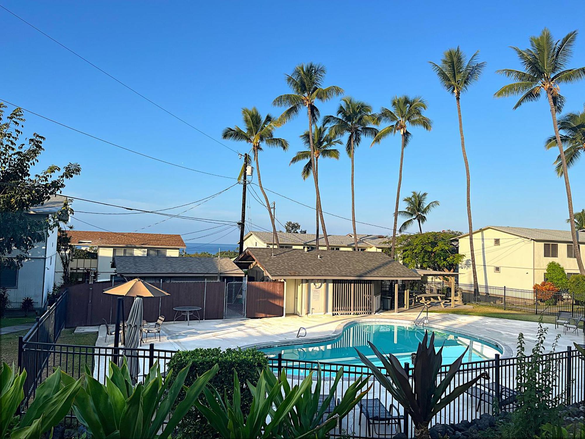 Your Slice Of Paradise In Kona - Walk To Beach And Stores Kailua-Kona Exterior photo